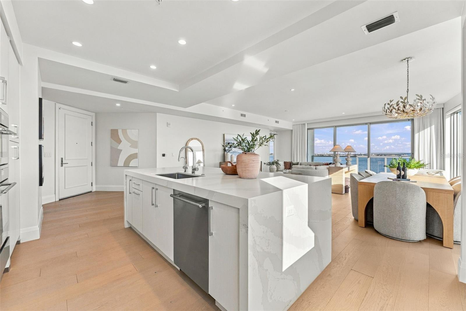 2910 W BARCELONA ST #904 — photo 11