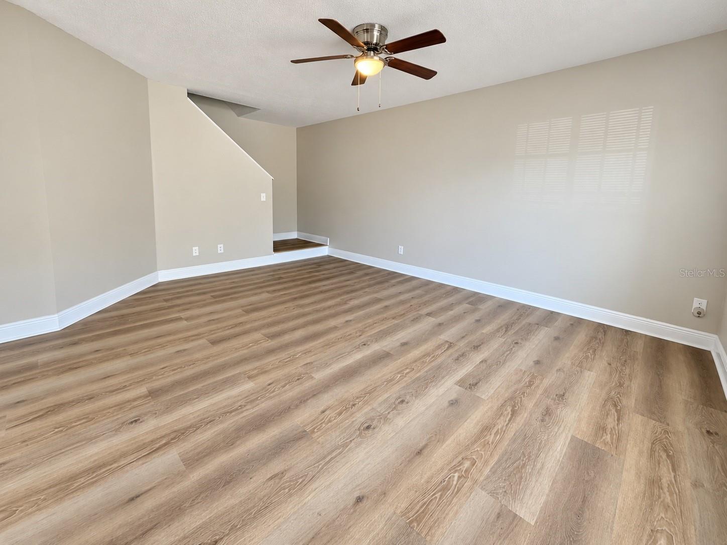 7338 E BANK DR — photo 3
