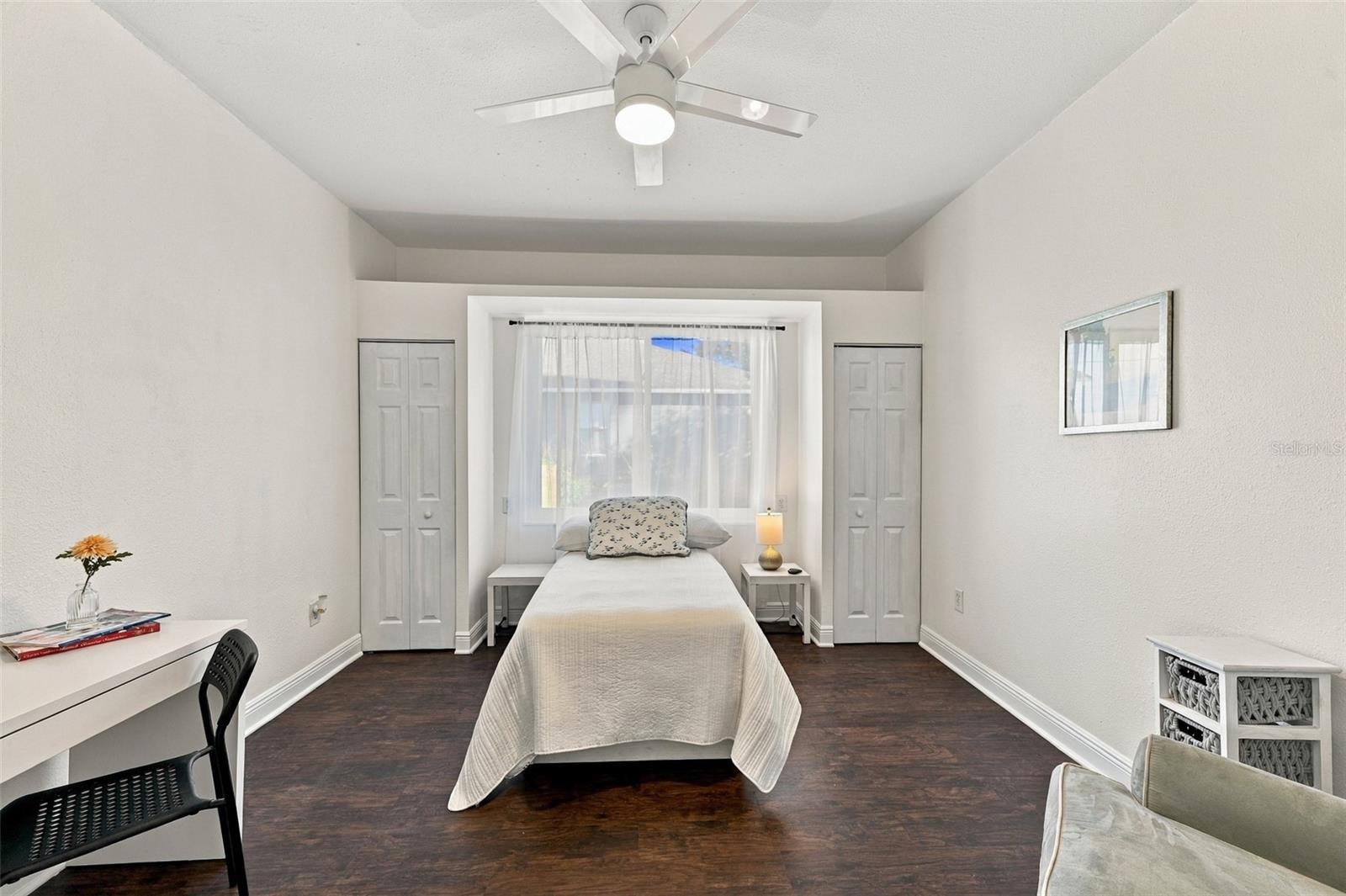 4203 N SUWANEE AVE — photo 11