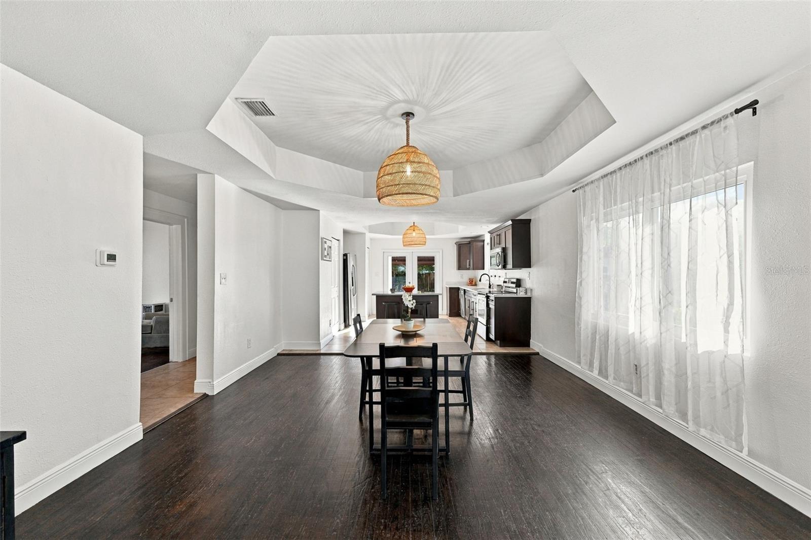 4203 N SUWANEE AVE — photo 5