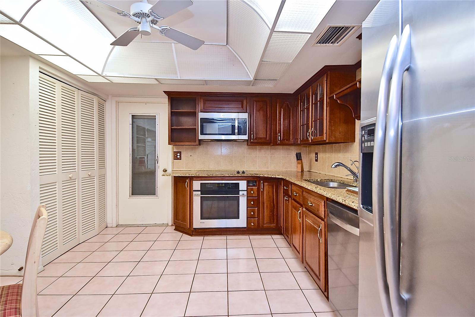 6883 W COUNTRY CLUB LN — photo 9