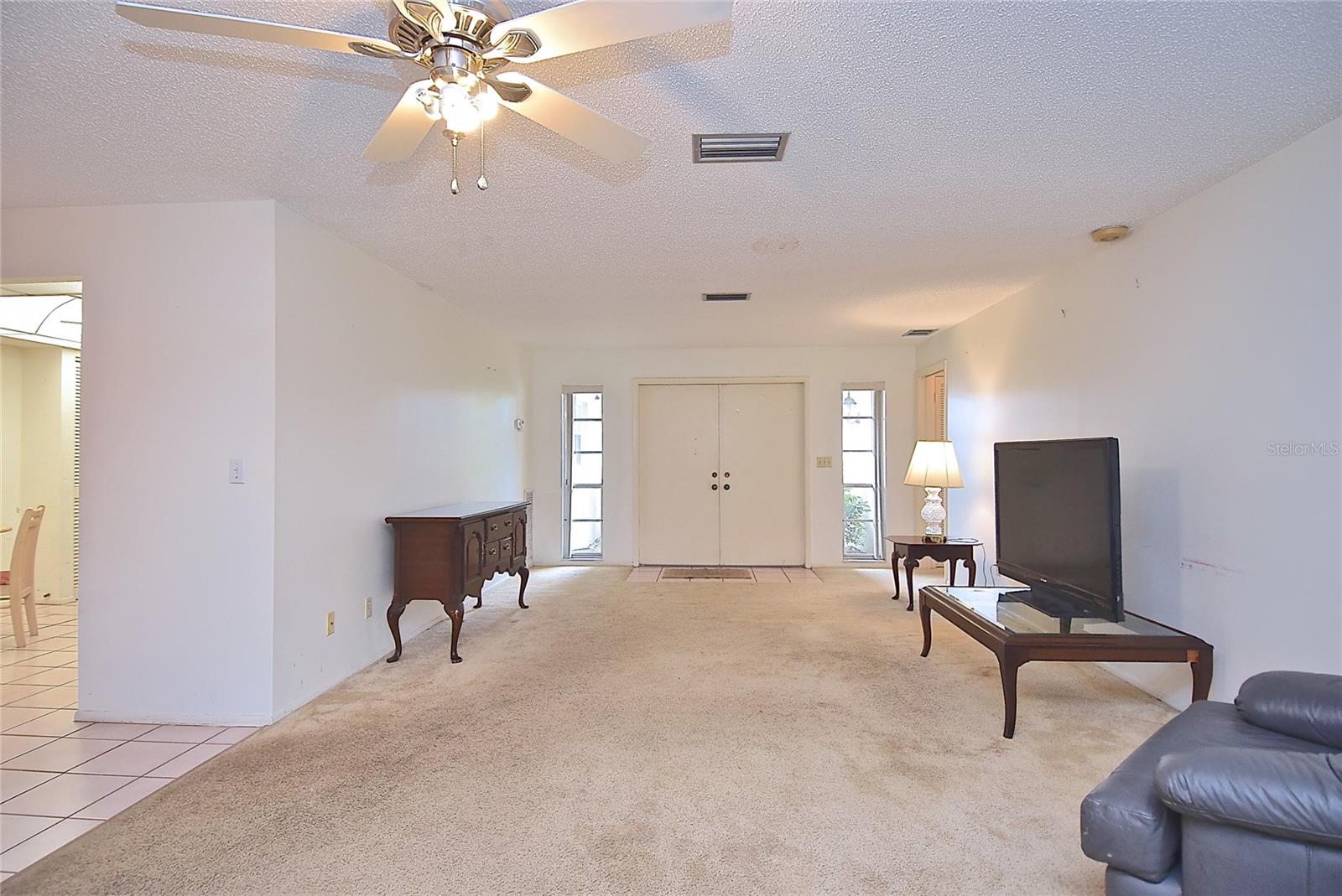 6883 W COUNTRY CLUB LN — photo 3