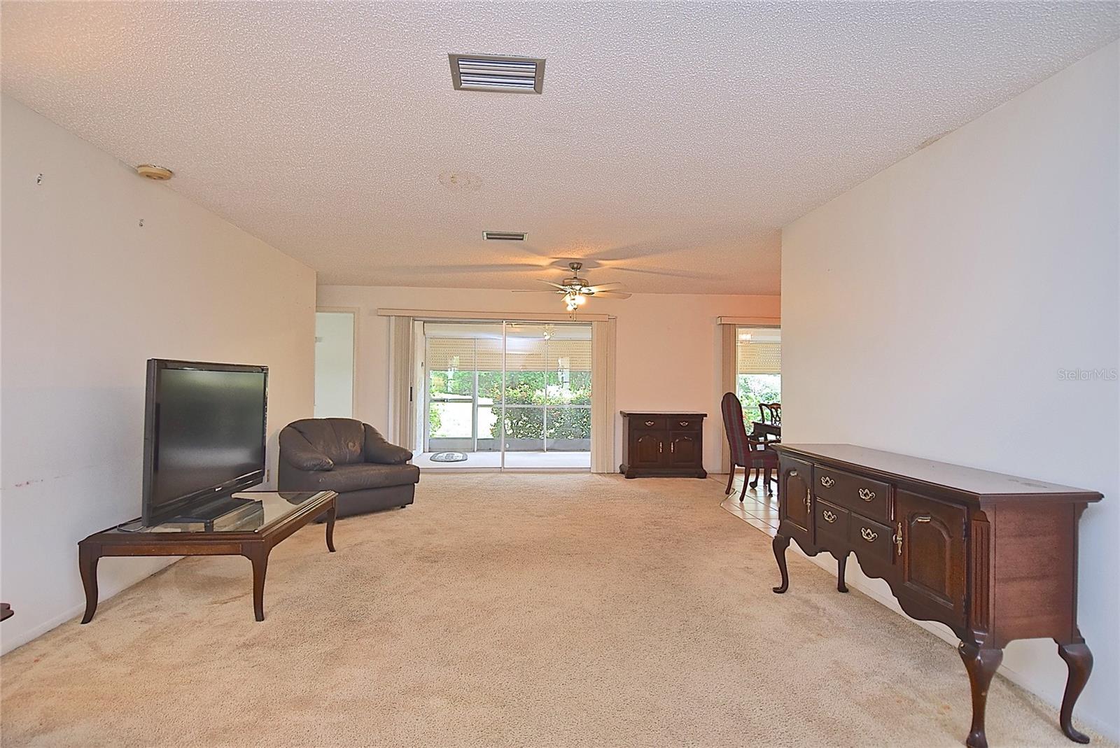 6883 W COUNTRY CLUB LN — photo 4