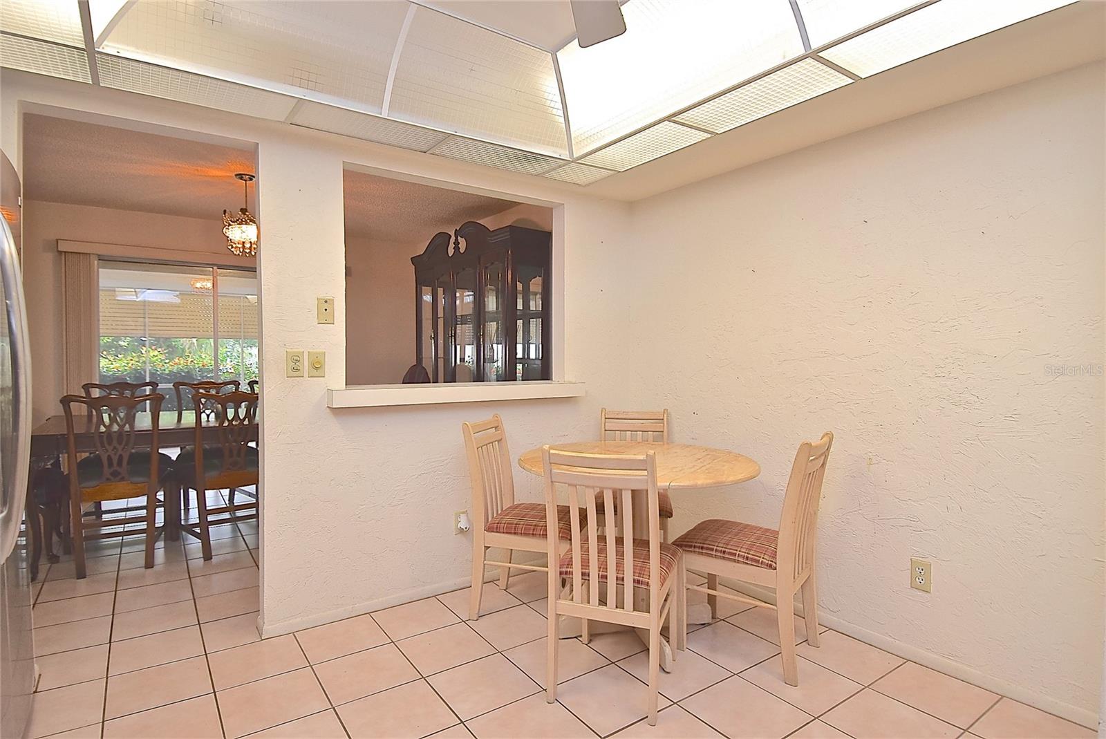 6883 W COUNTRY CLUB LN — photo 11