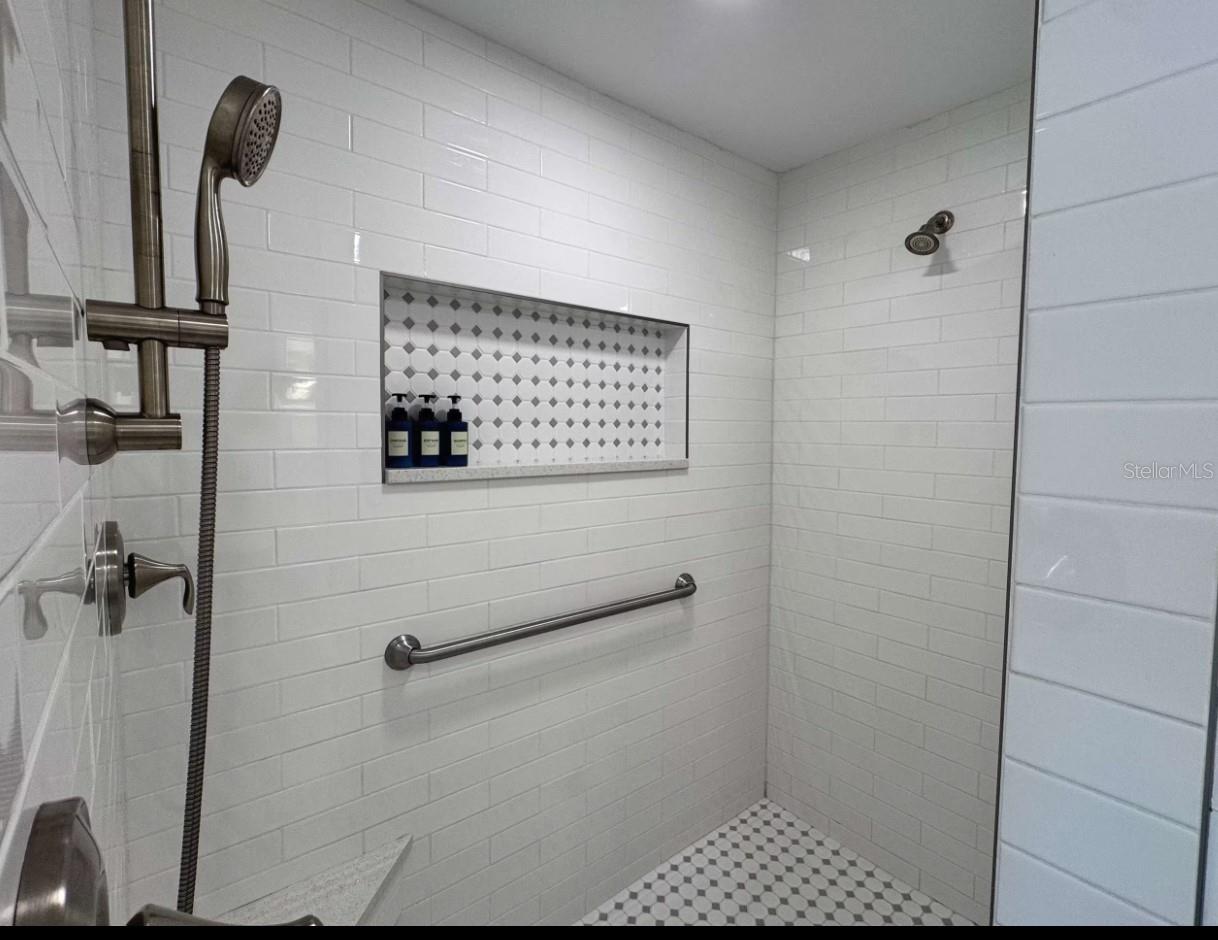 7104 9TH AVENUE DR NW — photo 36