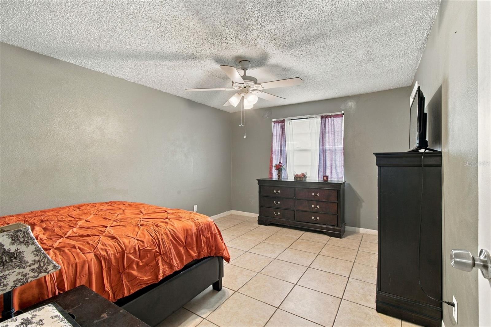 10118 WHEATLEY HILLS CT — photo 35
