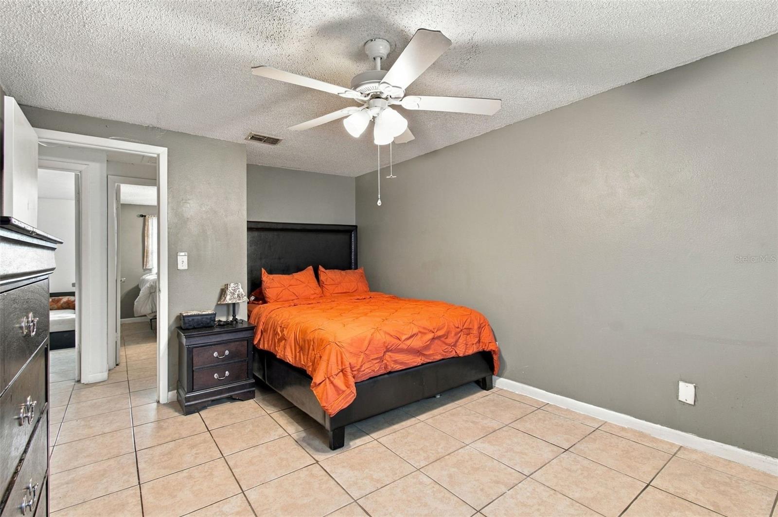 10118 WHEATLEY HILLS CT — photo 36