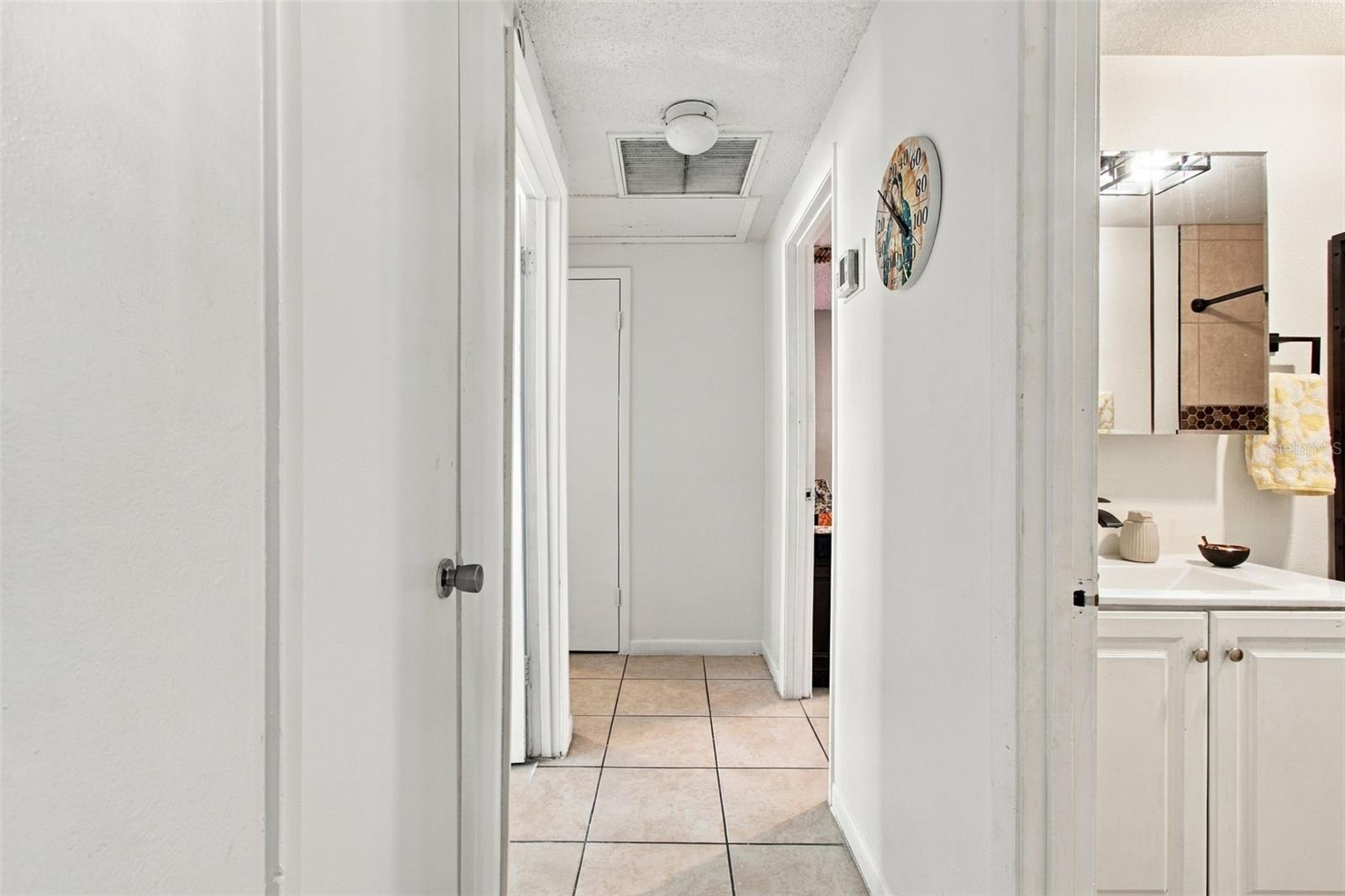 10118 WHEATLEY HILLS CT — photo 26