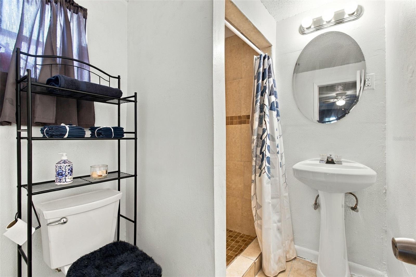 10118 WHEATLEY HILLS CT — photo 42
