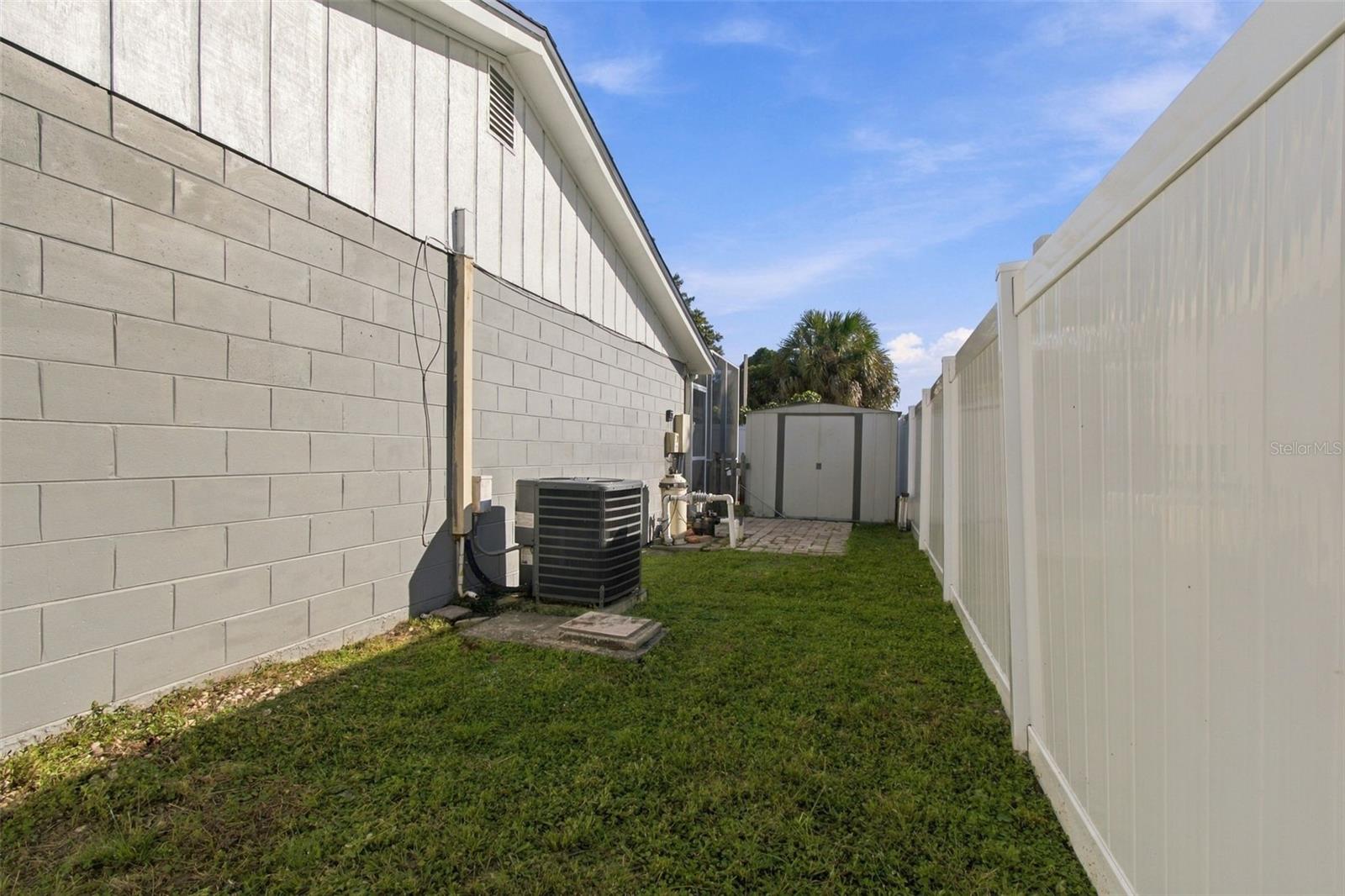 10118 WHEATLEY HILLS CT — photo 58
