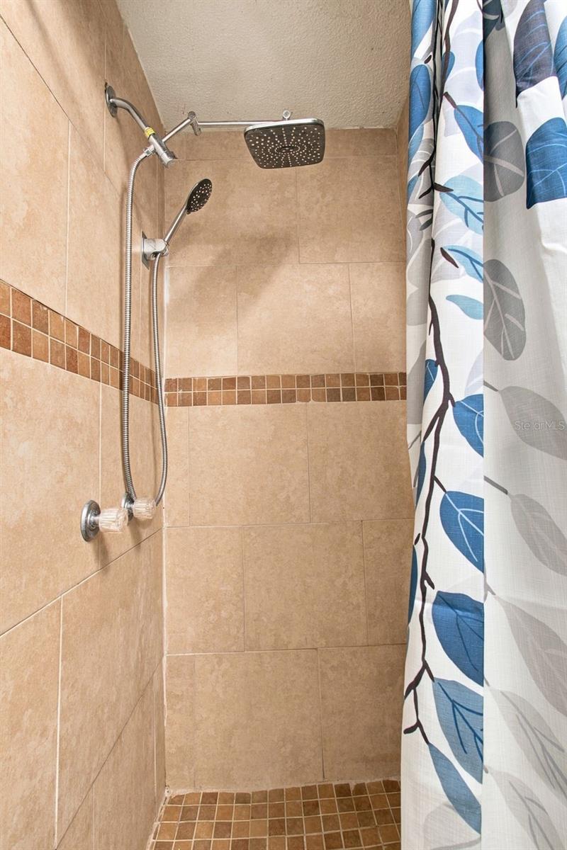 10118 WHEATLEY HILLS CT — photo 44