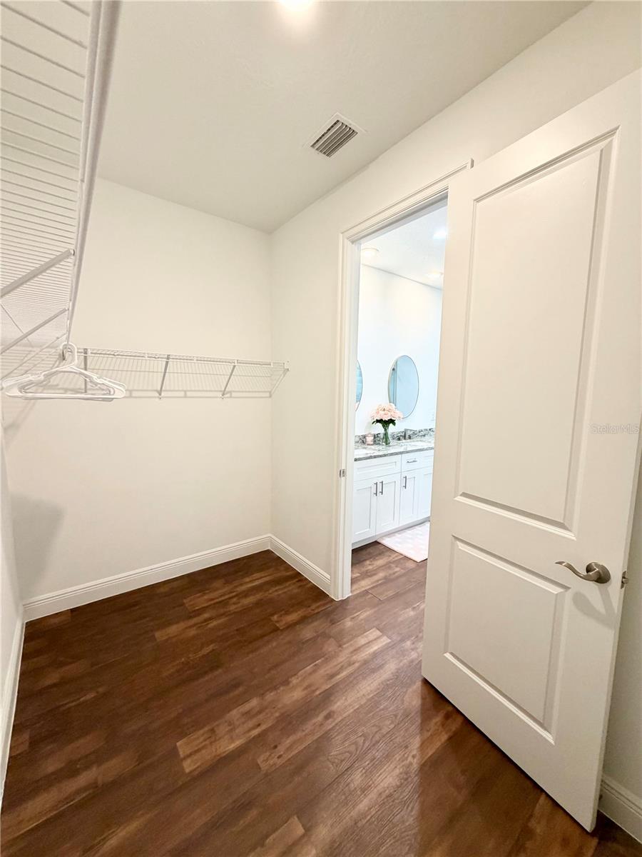 8331 PEGGY ST — photo 41
