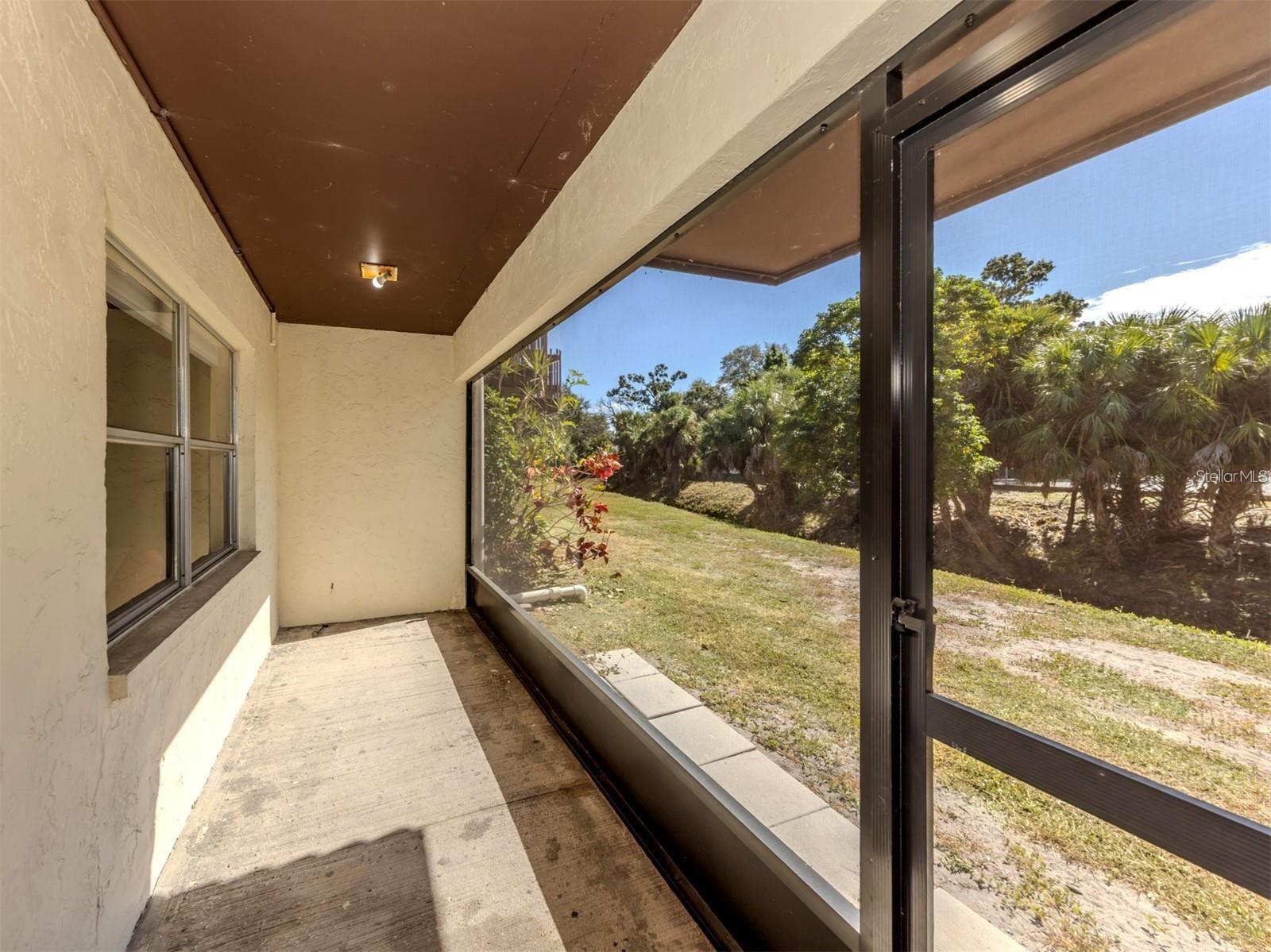 3208 RAMBLEWOOD DR N — photo 27