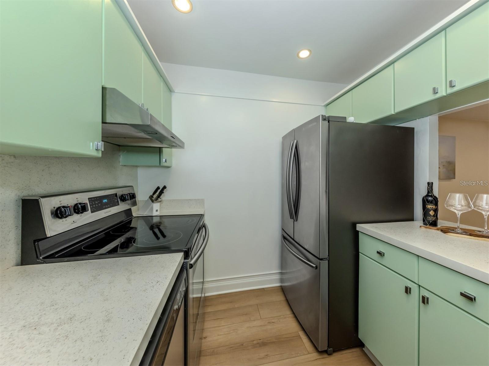 3208 RAMBLEWOOD DR N — photo 15