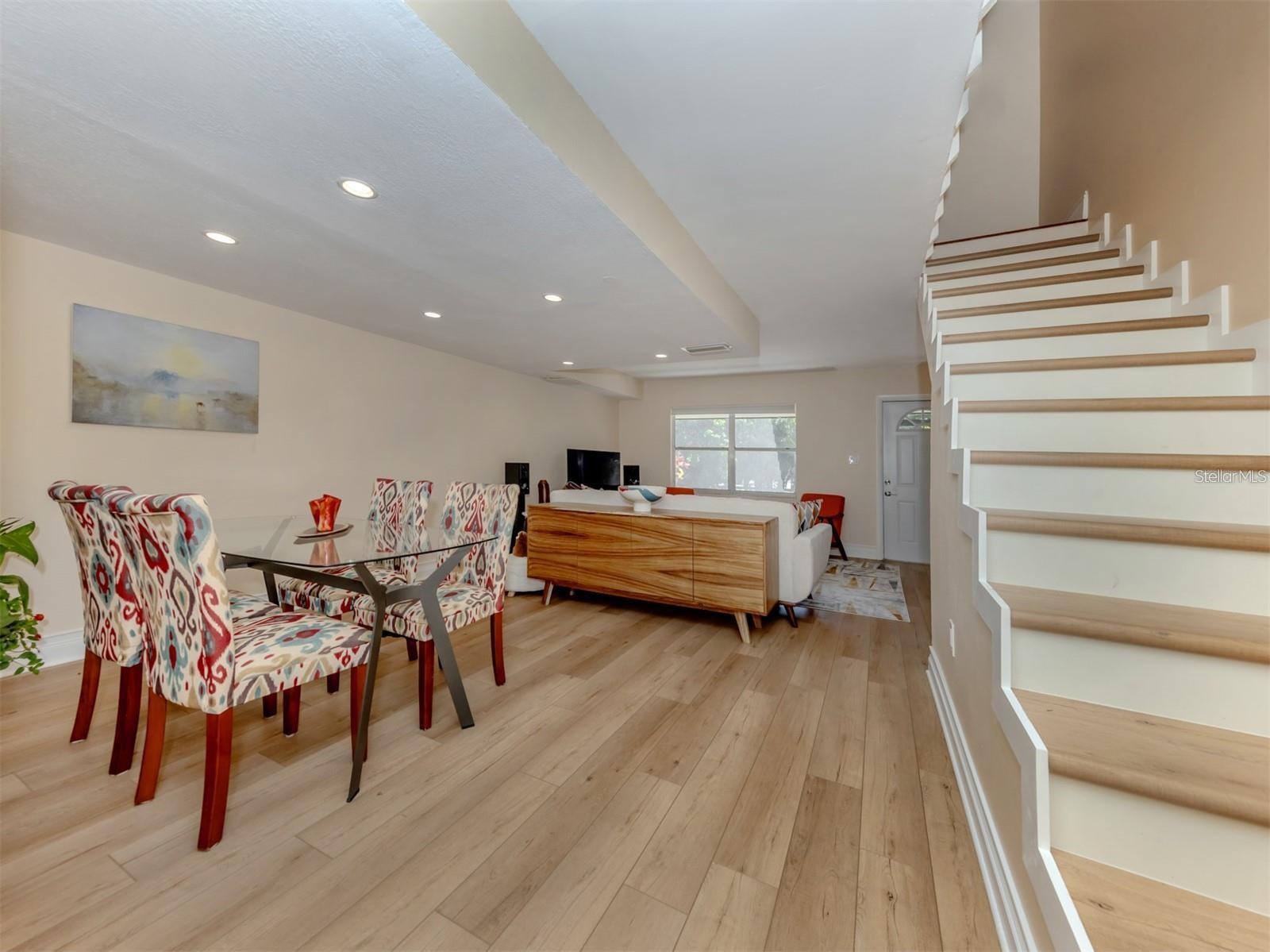 3208 RAMBLEWOOD DR N — photo 11
