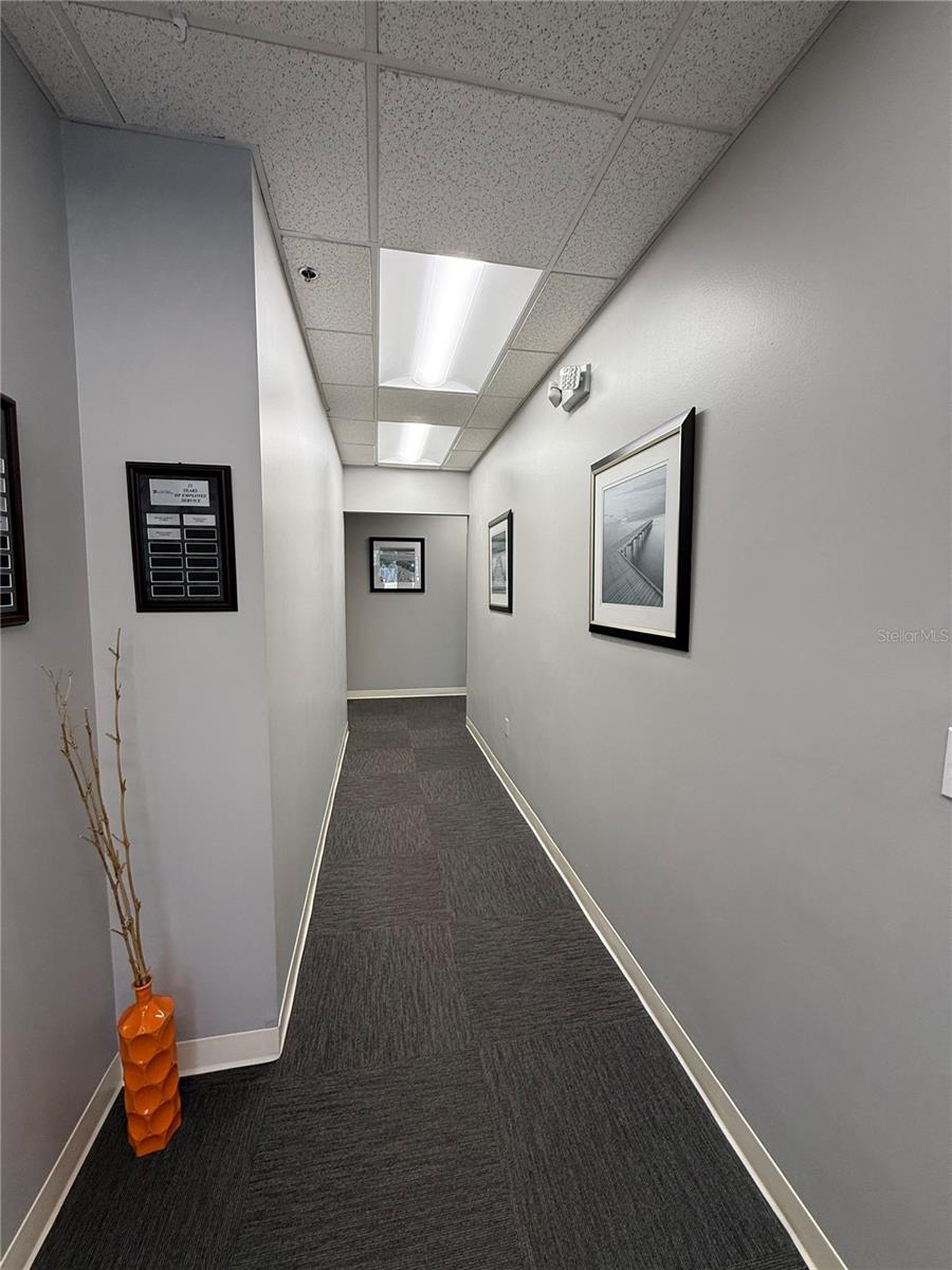 5632 BEE RIDGE RD #100 — photo 11