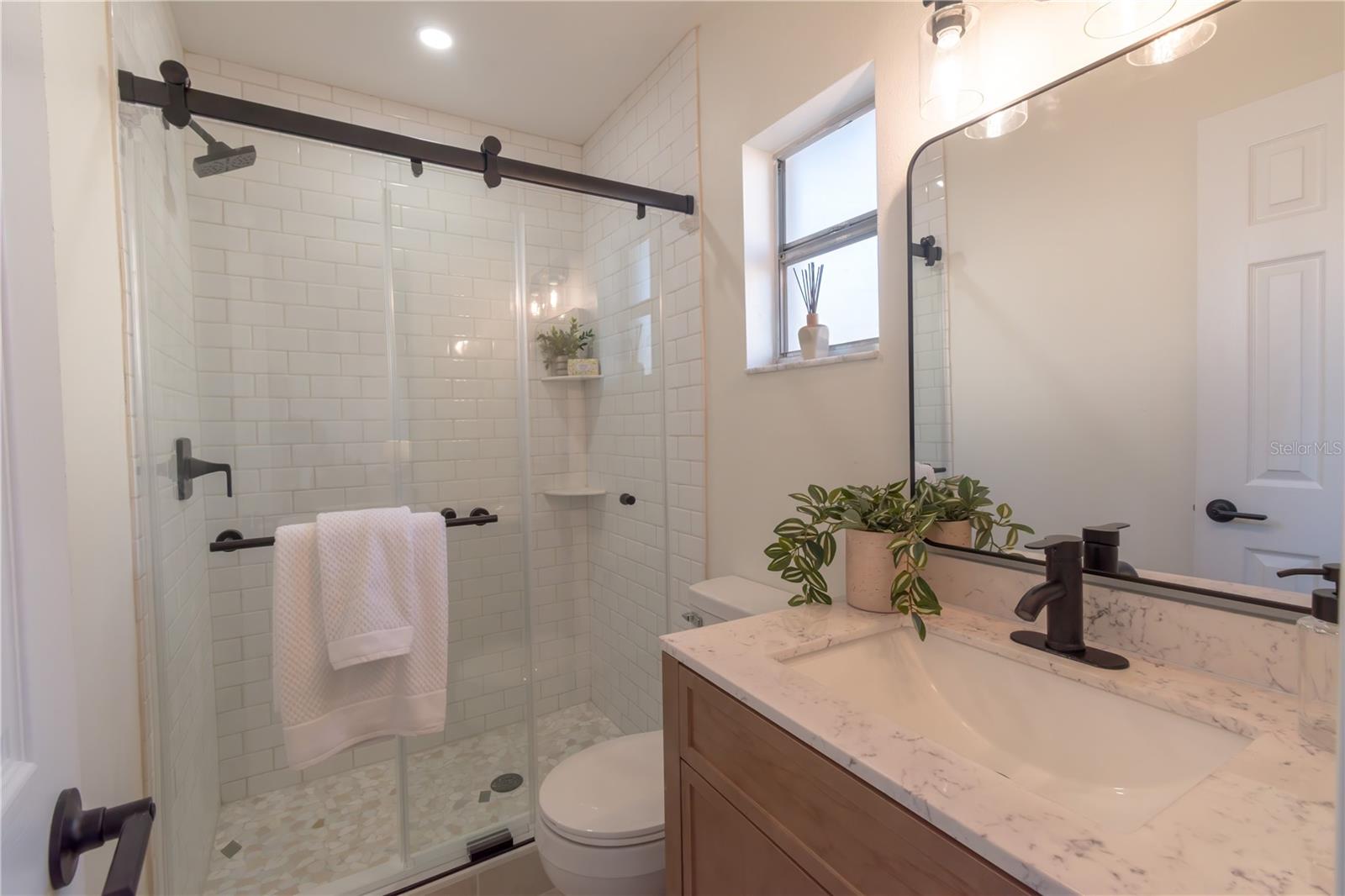 5751 DUNFRIES ST N — photo 18