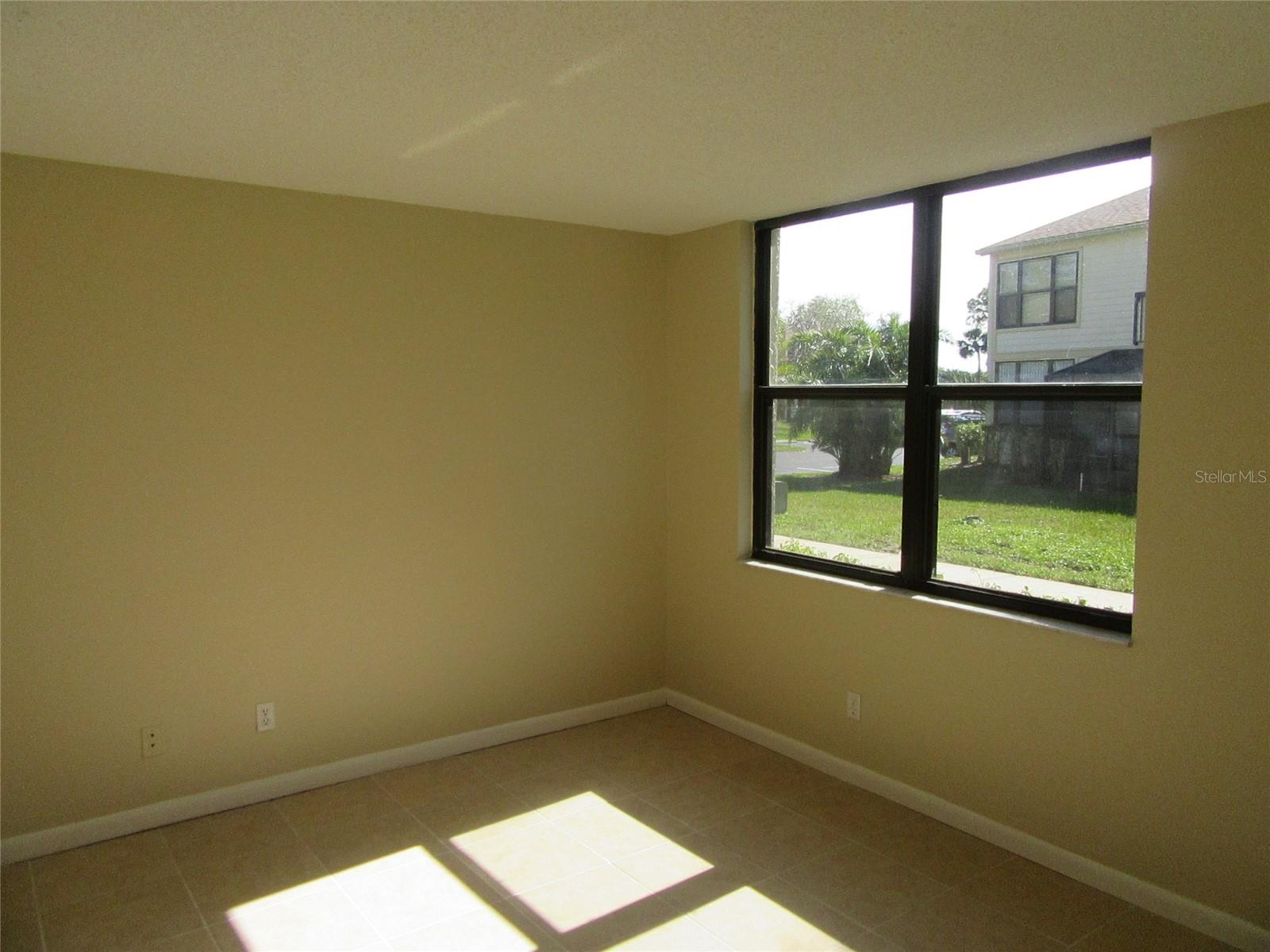 1933 OYSTER CATCHER LN #712 — photo 10