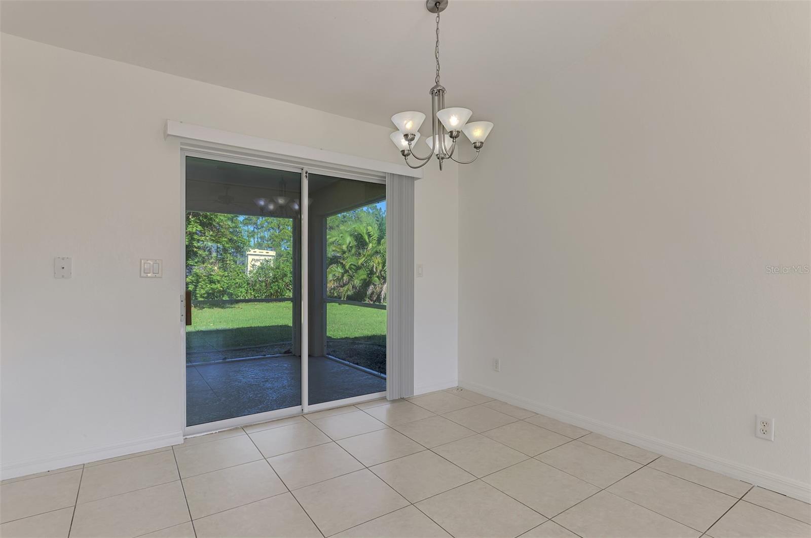 3305 CIRCLEVILLE ST — photo 10