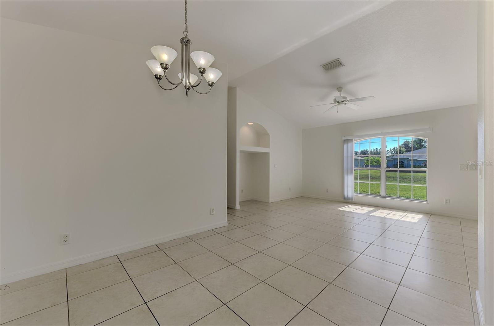 3305 CIRCLEVILLE ST — photo 11