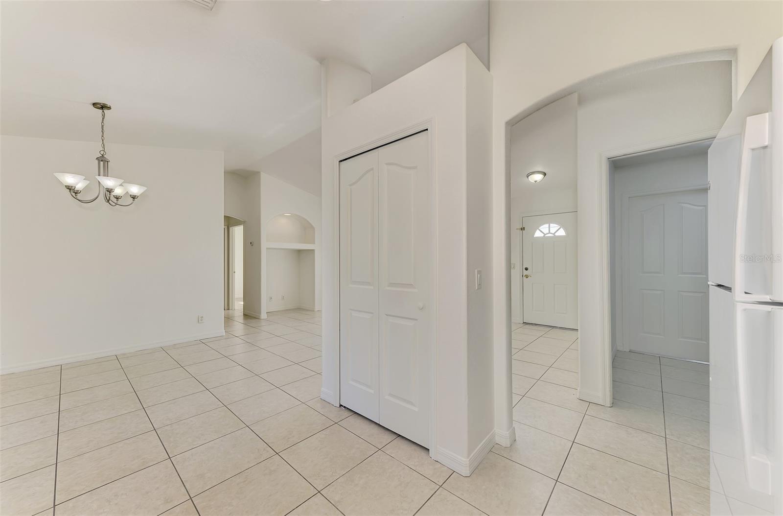 3305 CIRCLEVILLE ST — photo 19