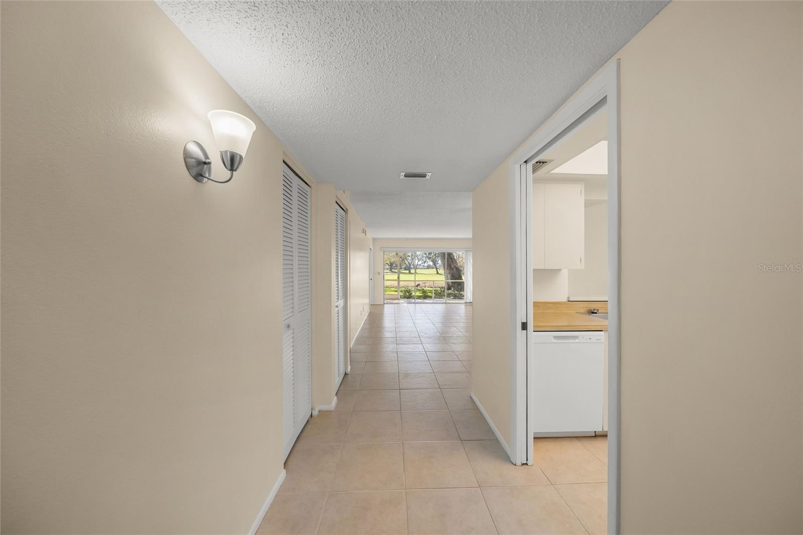 7860 PALM AIRE LN #105 — photo 7