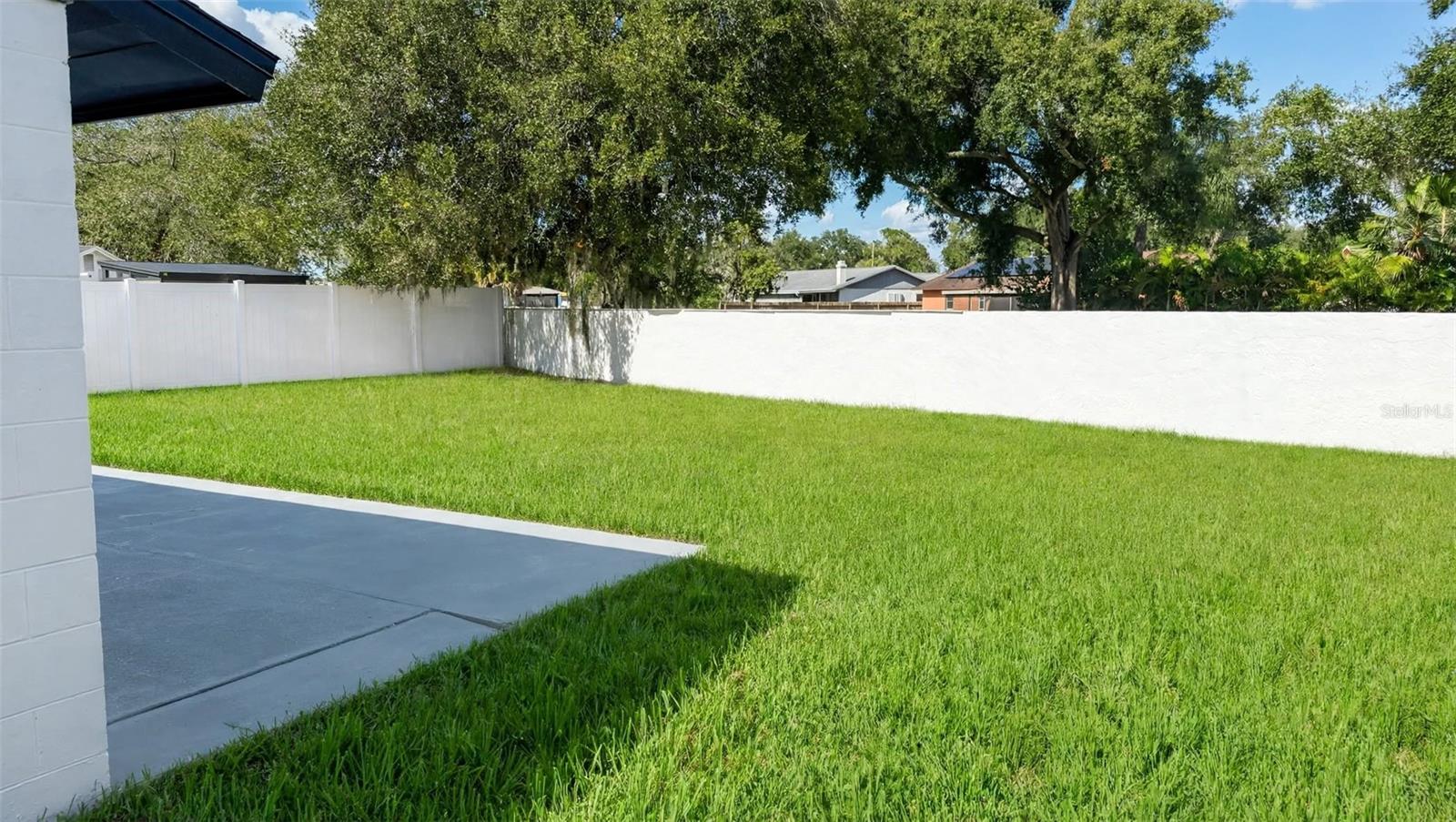 6807 WHITE CLIFFS WAY — photo 18