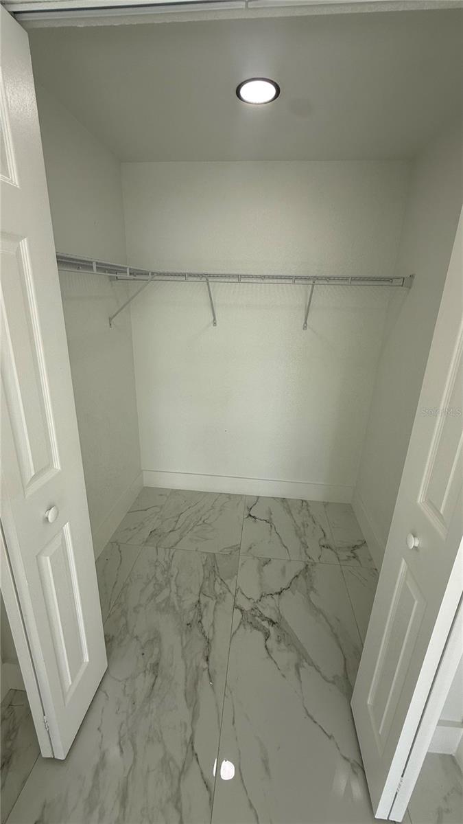 6807 WHITE CLIFFS WAY — photo 13