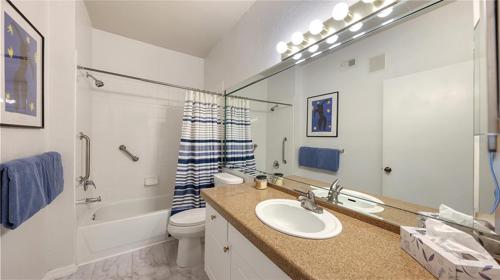 5180 NORTHRIDGE RD #102 — photo 11