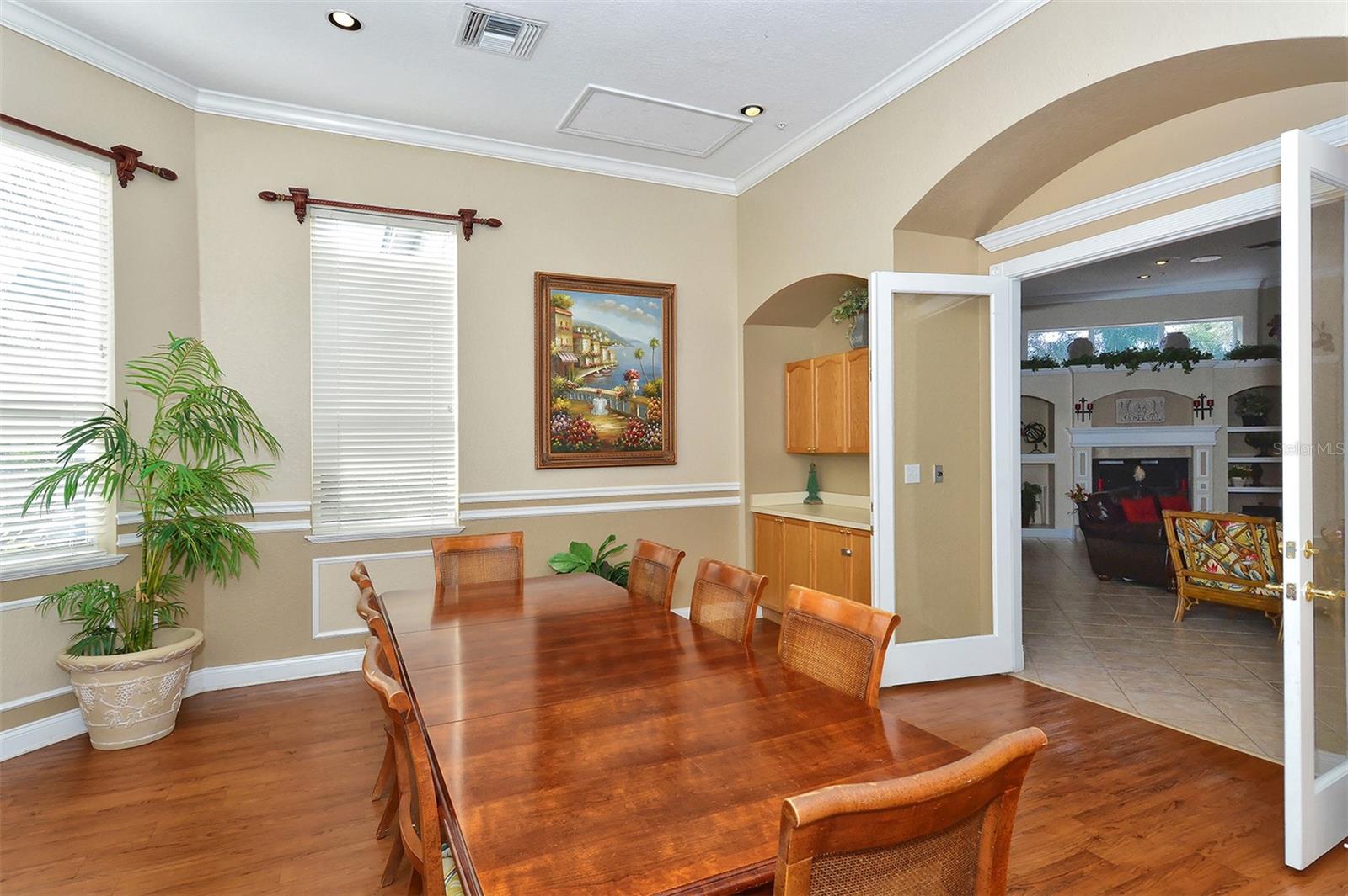 5180 NORTHRIDGE RD #102 — photo 33