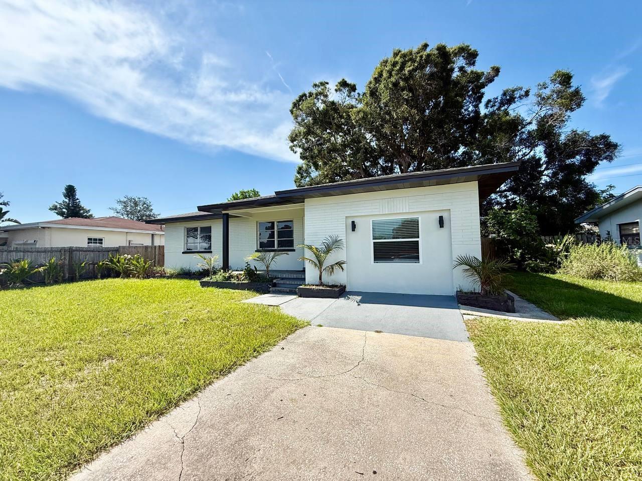 1545 ILLINOIS RD — photo 2