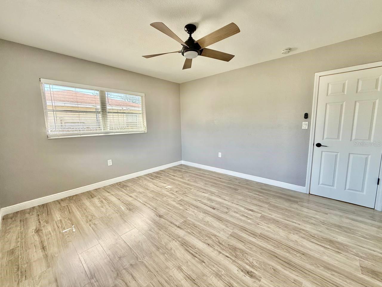 1545 ILLINOIS RD — photo 20