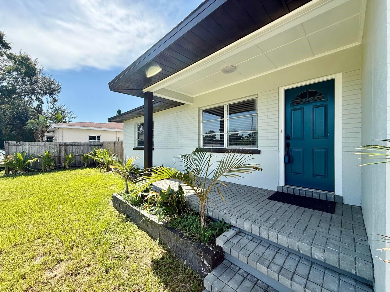 1545 ILLINOIS RD — photo 3