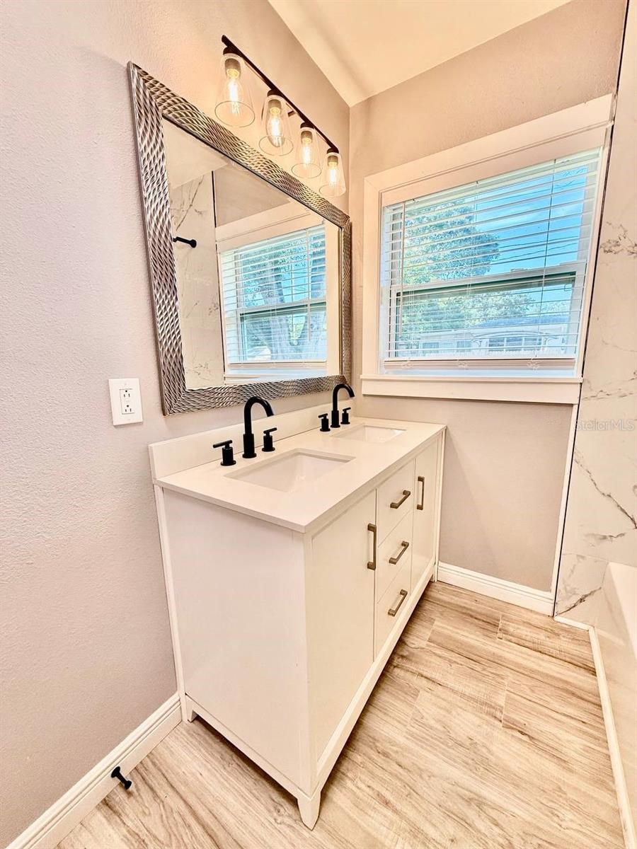 1545 ILLINOIS RD — photo 18