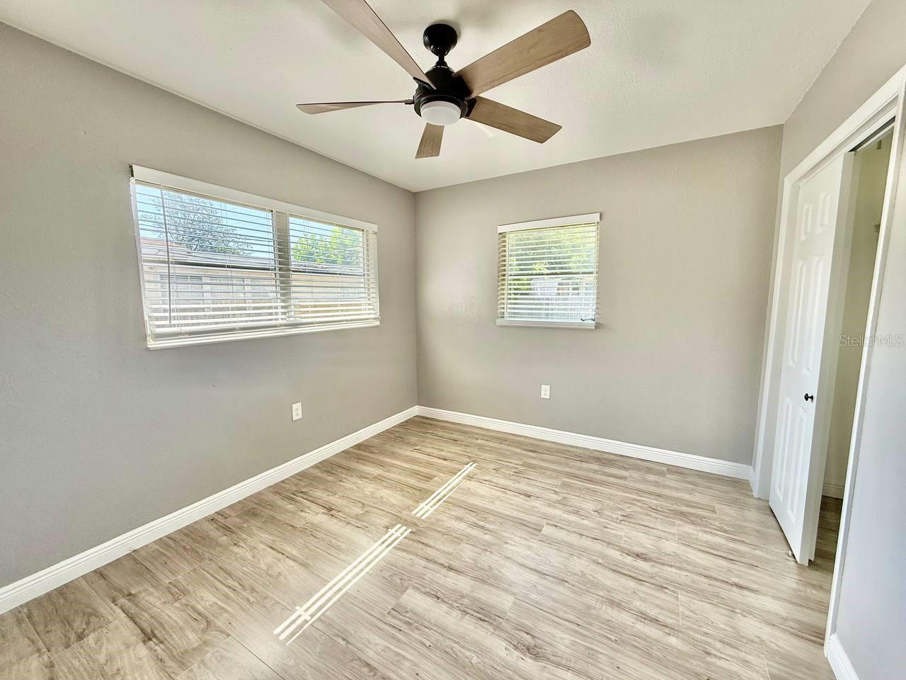 1545 ILLINOIS RD — photo 22