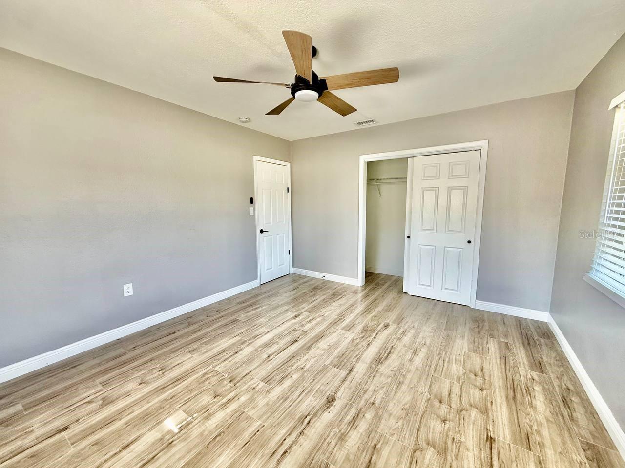 1545 ILLINOIS RD — photo 21