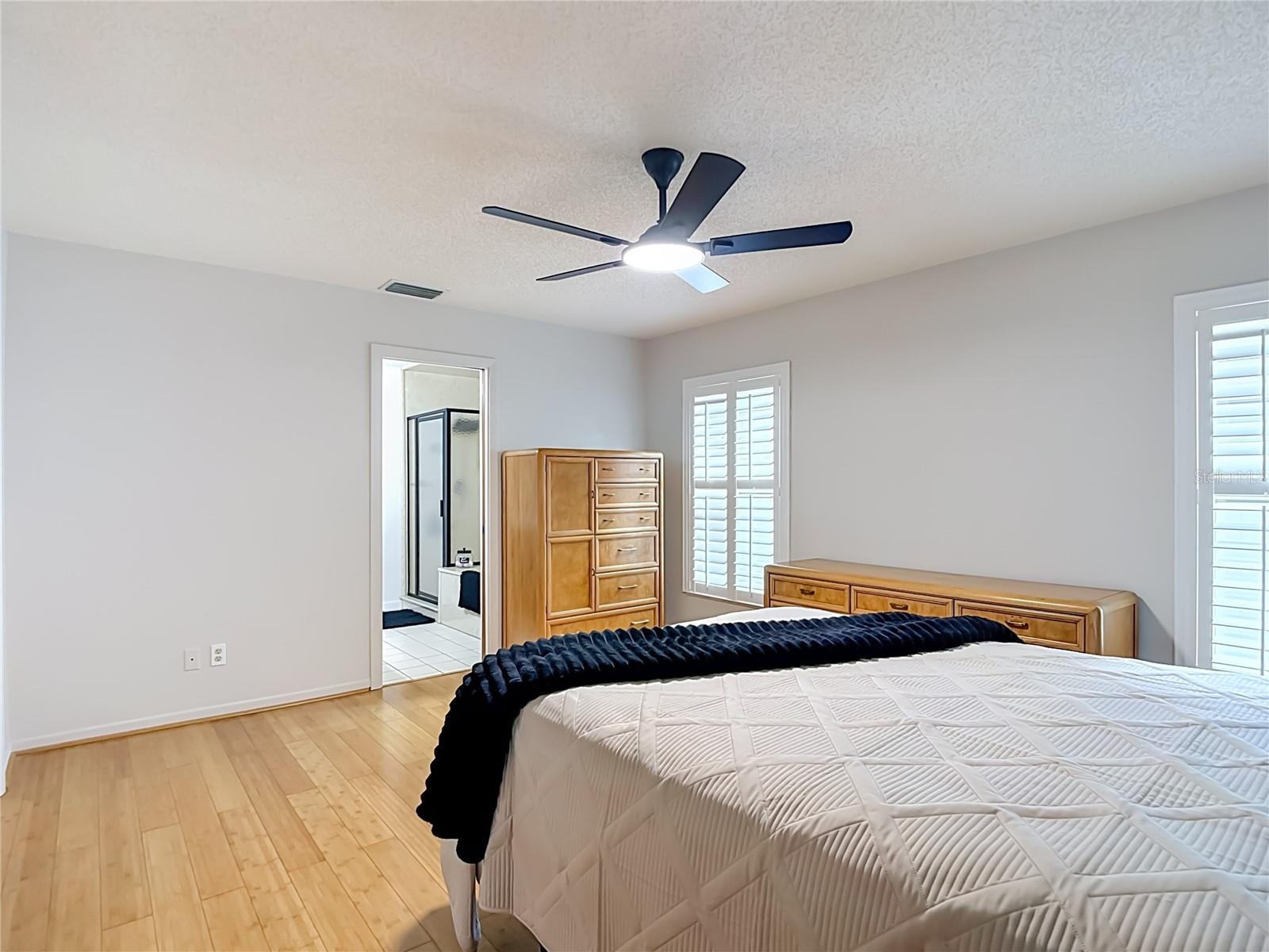 12920 N ALBANY AVE — photo 22