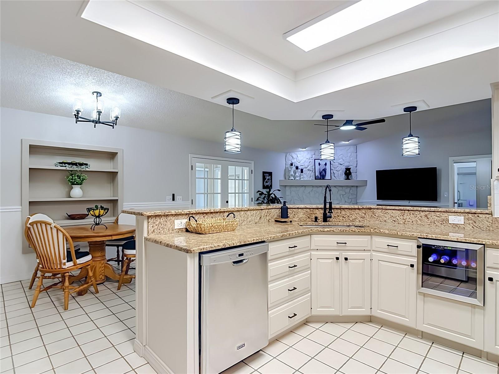 12920 N ALBANY AVE — photo 10