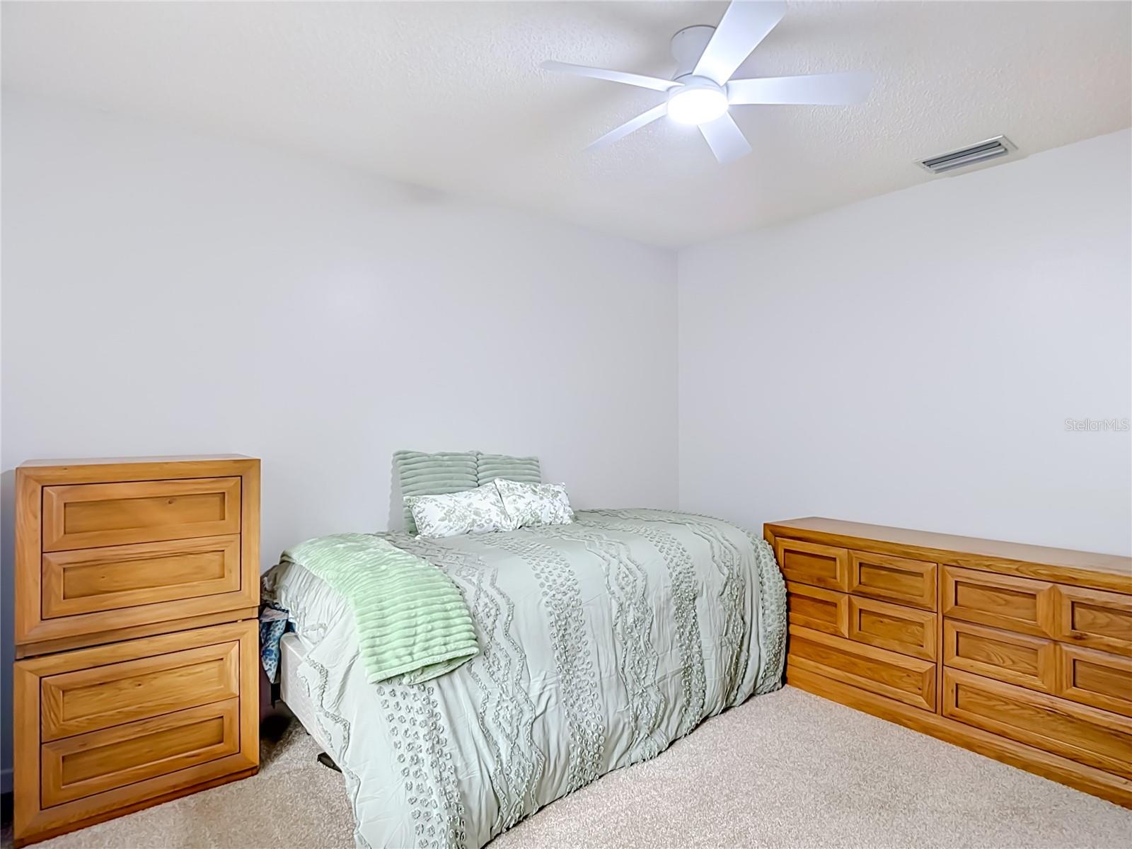 12920 N ALBANY AVE — photo 32