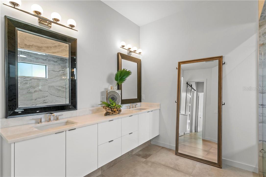 21 BAFFIN AVE — photo 39