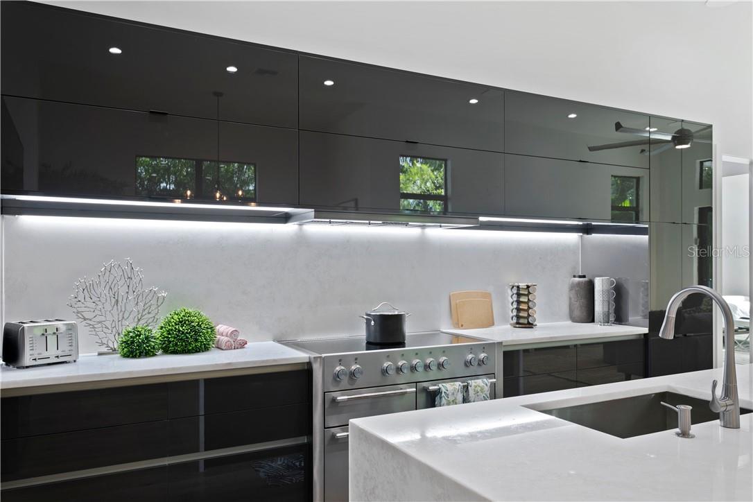 21 BAFFIN AVE — photo 18