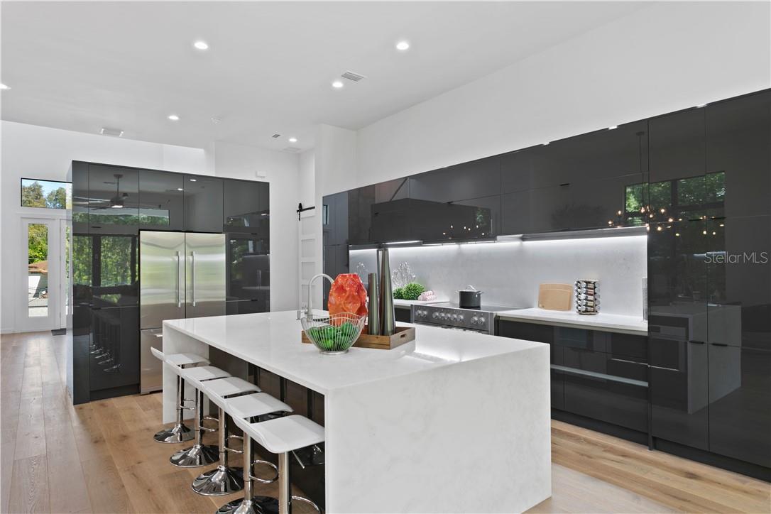 21 BAFFIN AVE — photo 15