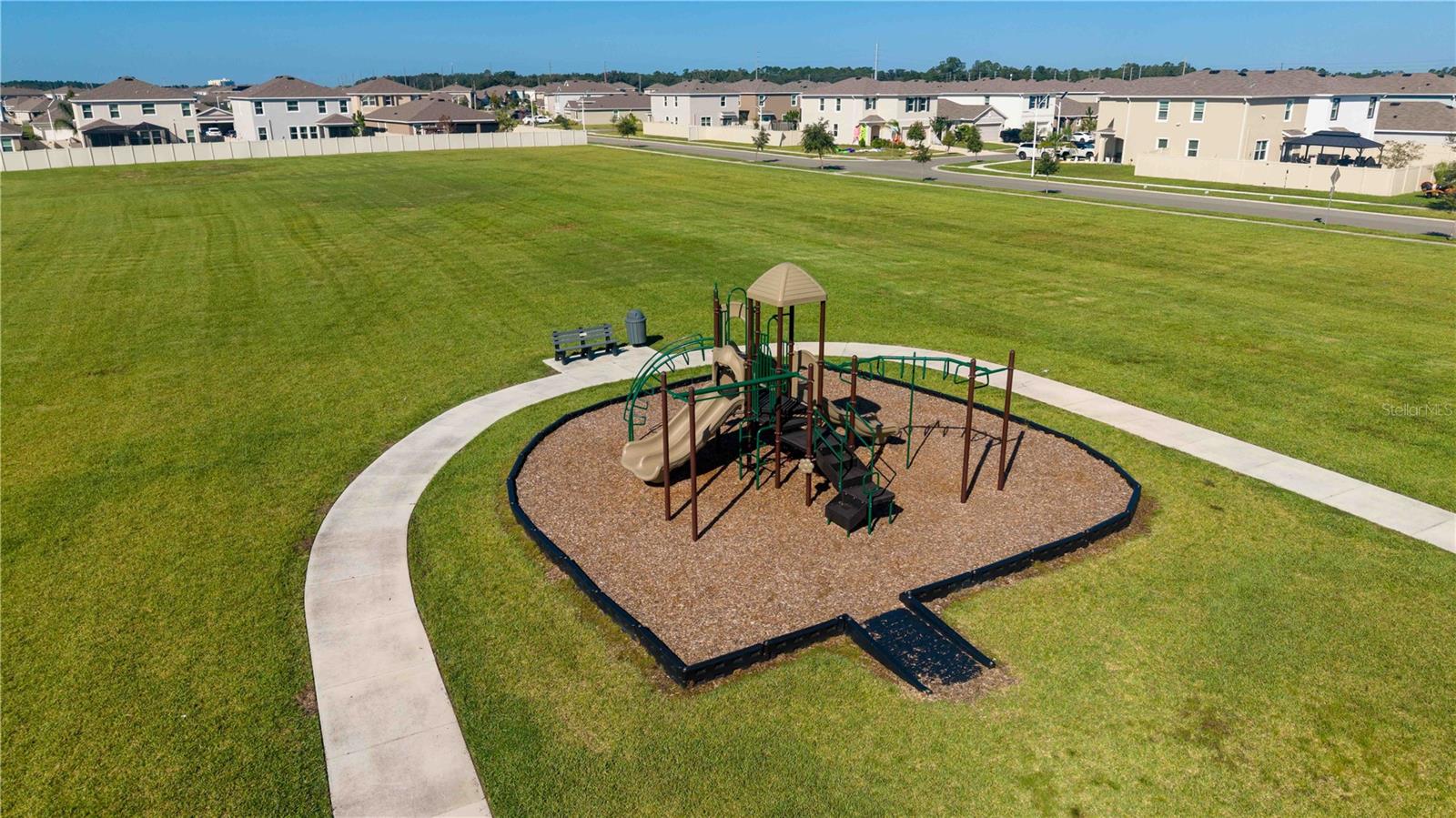 9072 FORGE BREEZE LOOP — photo 39