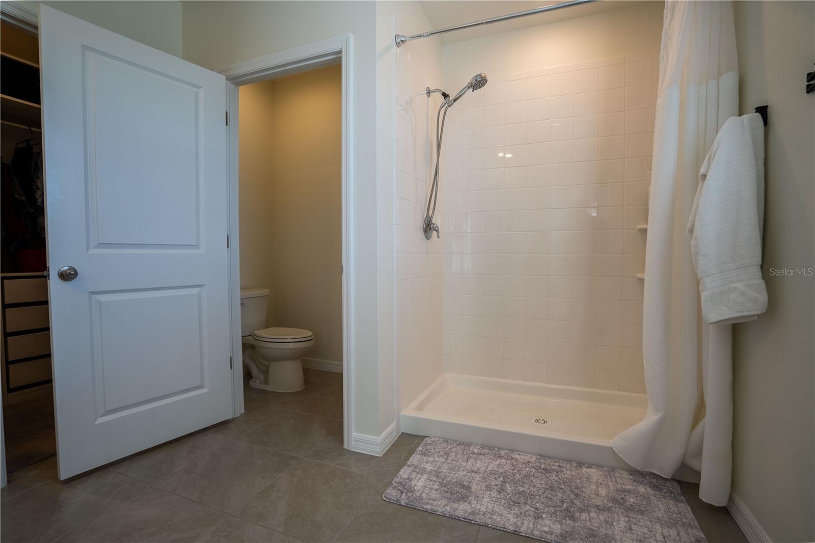 9072 FORGE BREEZE LOOP — photo 32