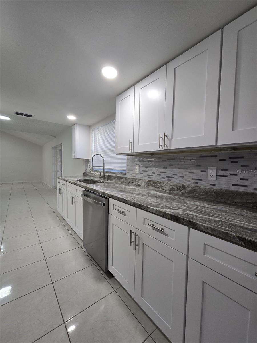 10916 TAILFEATHER CT — photo 6
