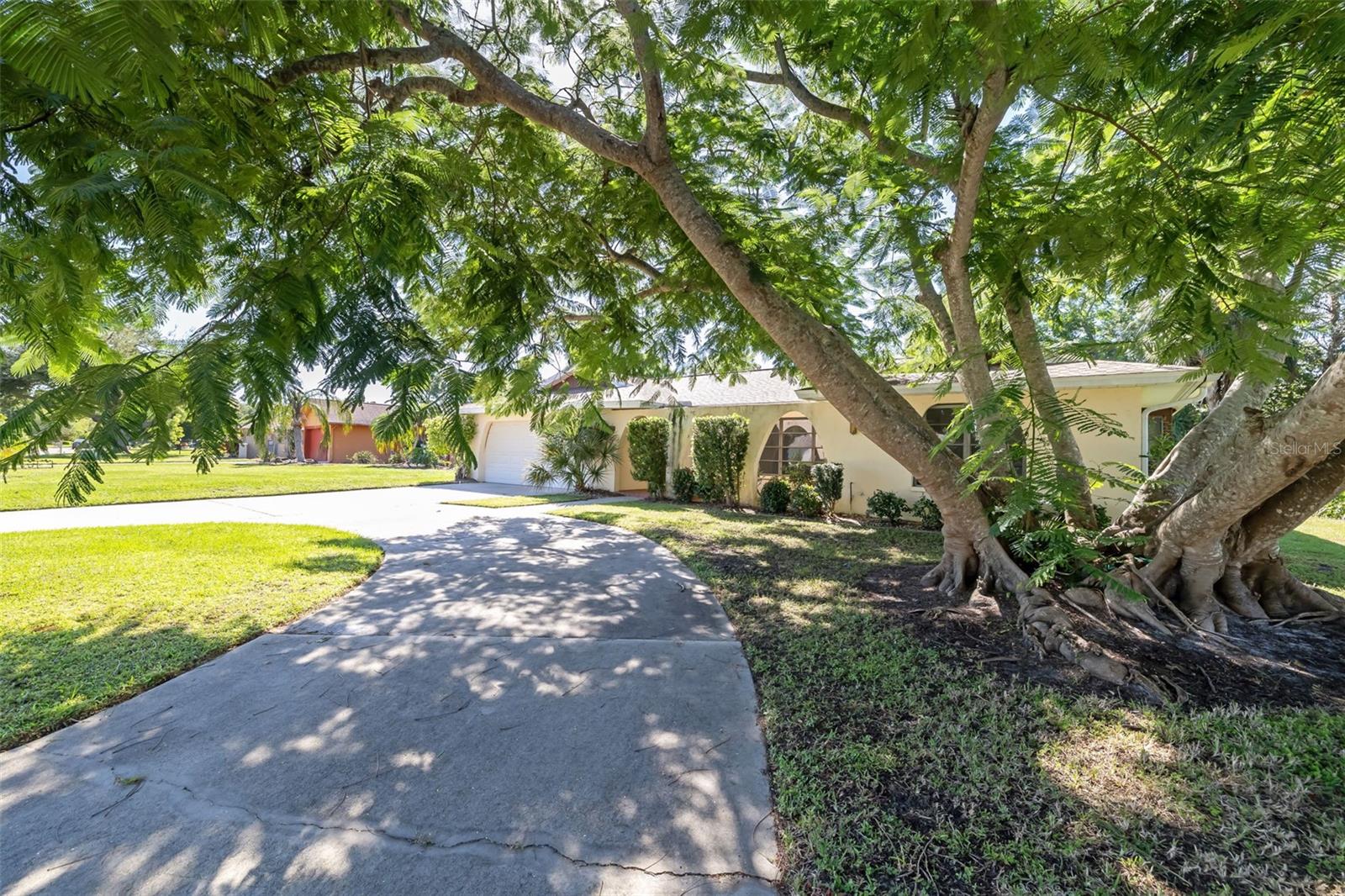 3065 RINGWOOD MDW — photo 35