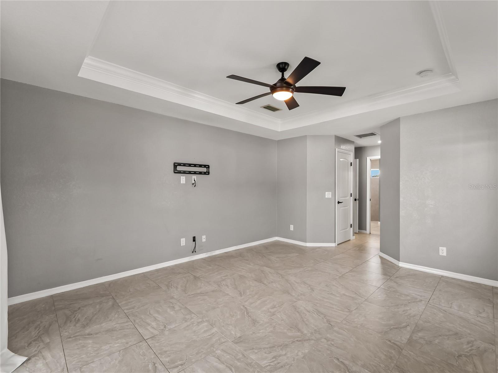 5271 CROMEY RD — photo 37