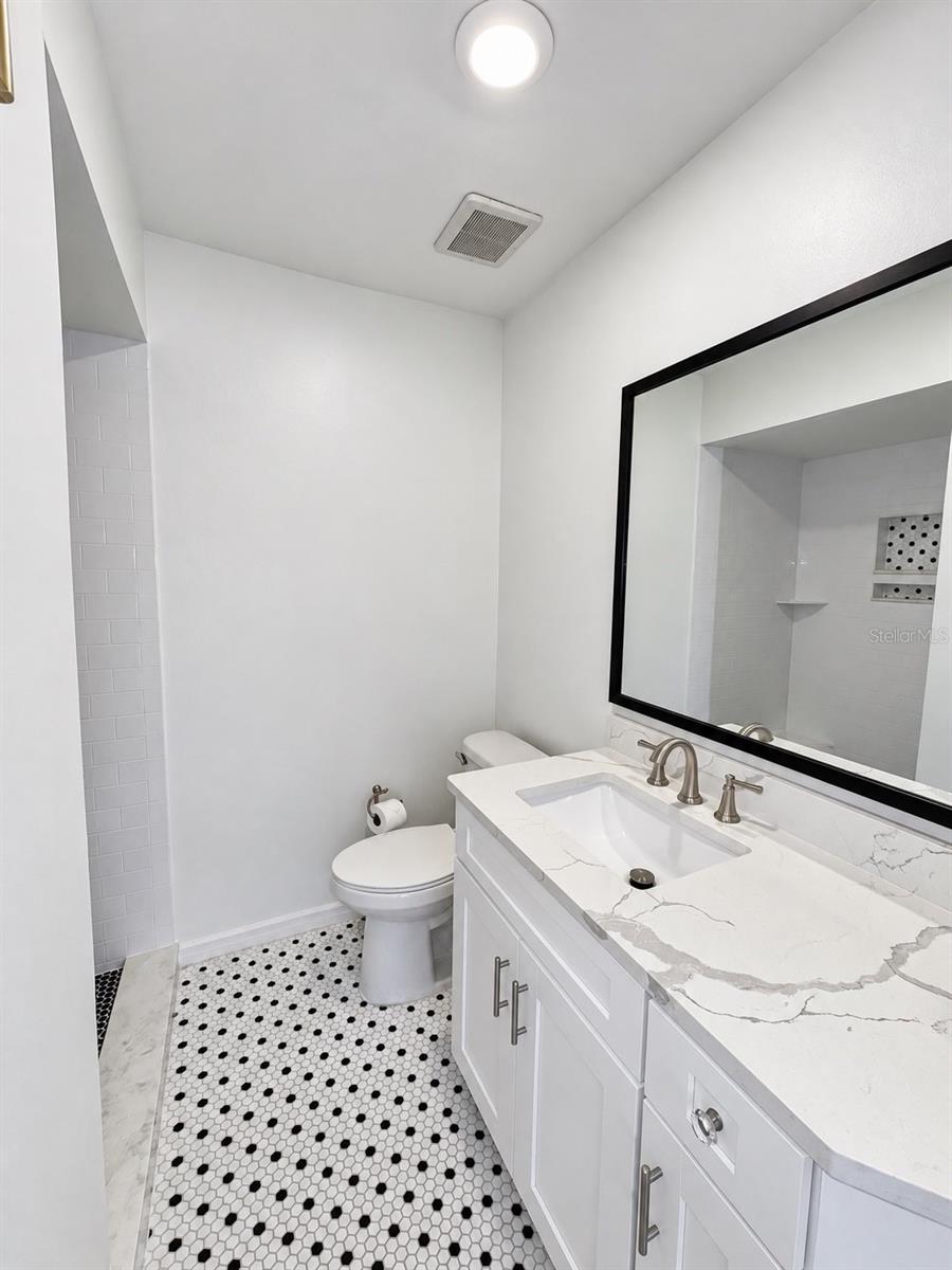 506 S OREGON AVE #C — photo 11