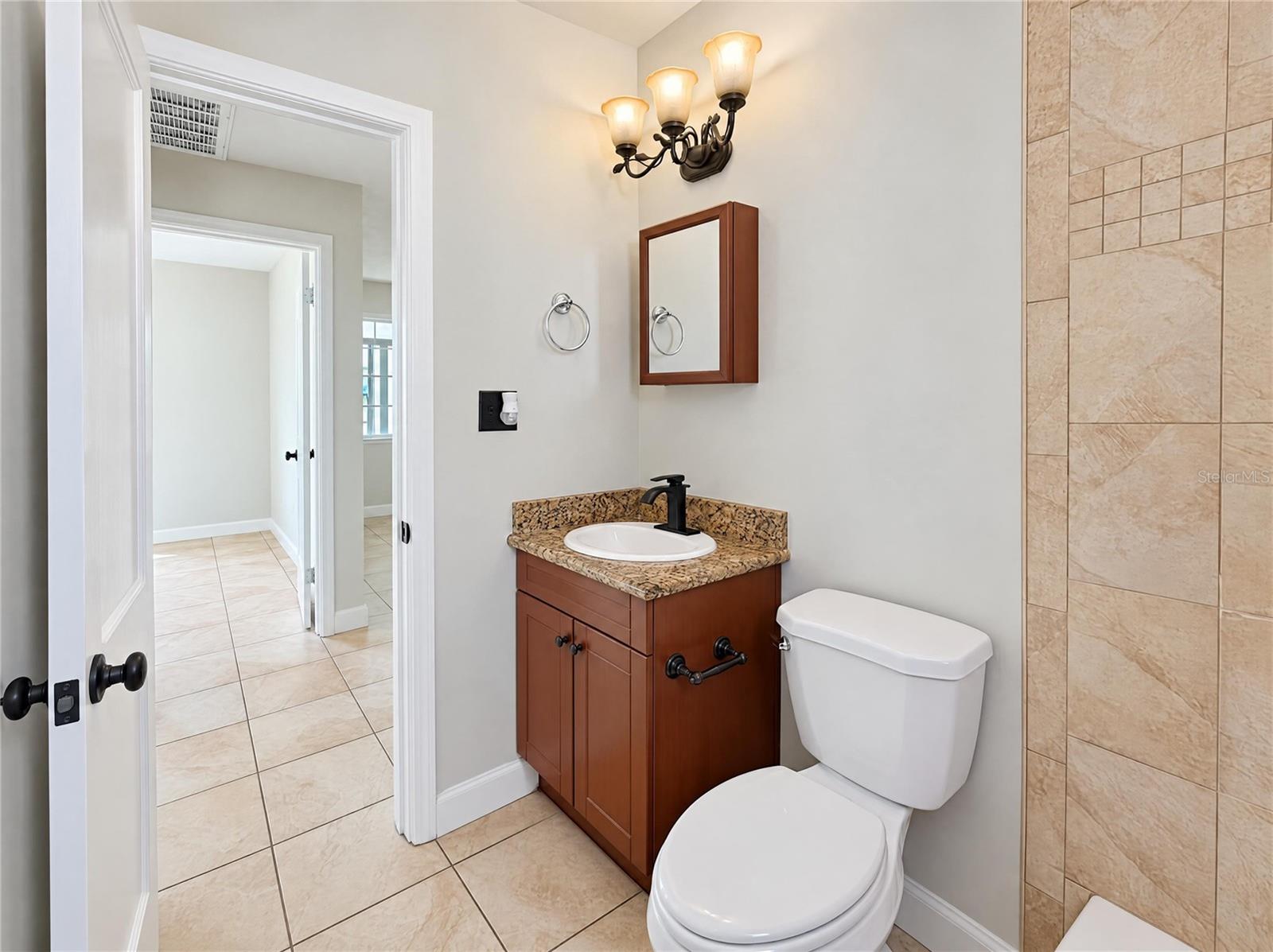 4505 N HABANA AVE — photo 11