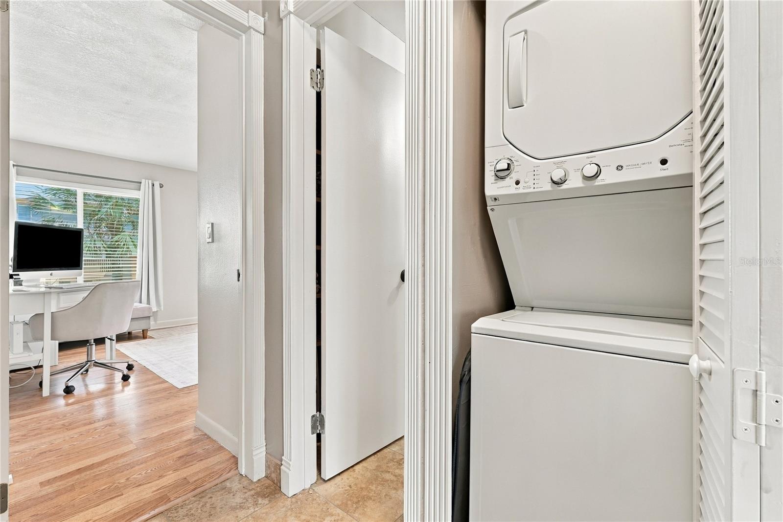 690 99TH AVE N #201 — photo 25